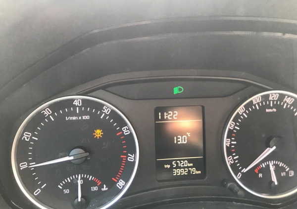 Skoda Octavia cena 15500 przebieg: 401000, rok produkcji 2013 z Zambrów małe 56